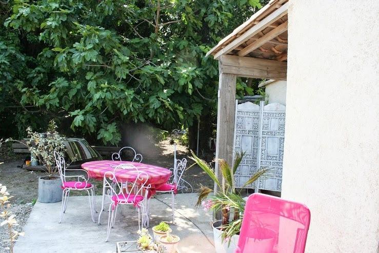 Aux Roses De L'Etang Hotel Capestang Exterior foto